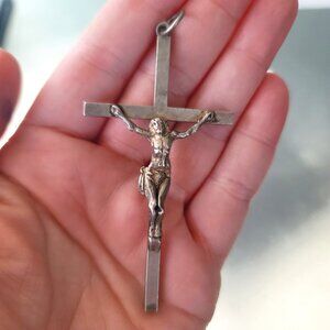 Hand Engraved "DE N.D. DE LOURDES 25.4.1883 SOUVENIR" Crucifix Pendant